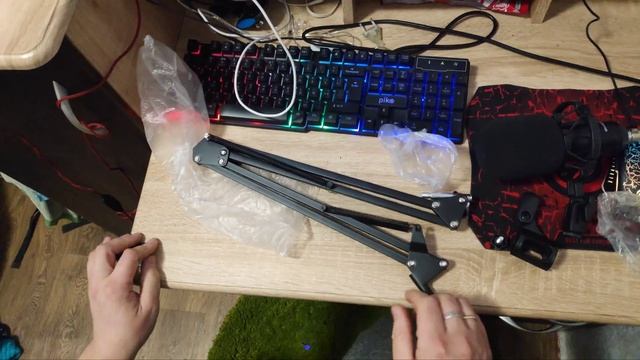 МИКРОФОННАЯ НАСТОЛЬНАЯ СТОЙКА ПАНТОГРАФ ДЛЯ ЛЮБОГО МИКРОФОНА УНИВЕРСАЛЬНАЯ ОЧЕНЬ УДОБНО ДЛЯ СТРИМОВ смотреть онлайн