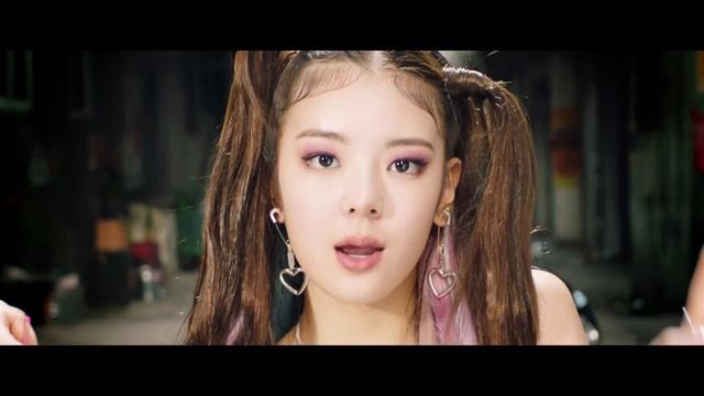 ITZY "Not Shy" Performance Video смотреть онлайн