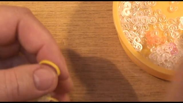 Браслет СТИЛЯГА из резинок rainbow loom bands TUTORIAL смотреть онлайн