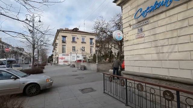 СЕВАСТОПОЛЬ. ЦЕНТР ГОРОДА. УЛИЦА БОЛЬШАЯ МОРСКАЯ. ЯНВАРЬ 2023 смотреть онлайн