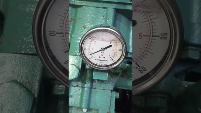 Ярославец , проект 376( машинное отделение) смотреть онлайн