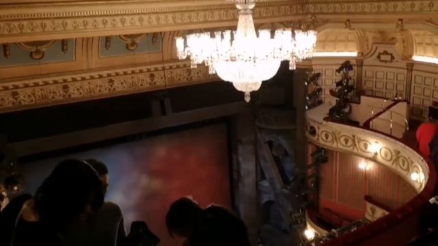 LONDON'S WEST END THEATRE - AMAZING THEATRE INTERIOR смотреть онлайн