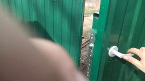 Забор простоял первую зиму. Какие проблемы вылезли с первыми теплыми днями. Забор своими рками.