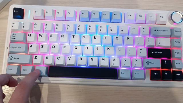 Aula F75 - Unboxing, Review + Soundtest смотреть онлайн