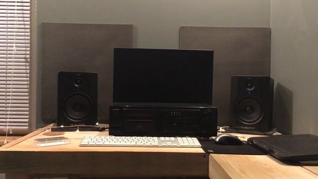 Кассетная дека Aiwa AD-F450 ( Daft Punk - Voyager ) смотреть онлайн