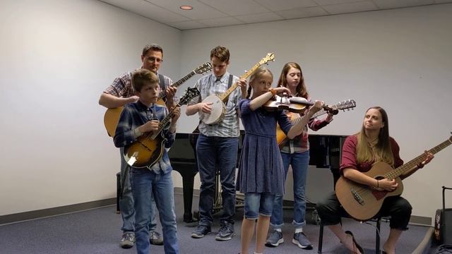 Chicken Dance - #Fiddle and #Mandolin playoff смотреть онлайн