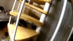 Винтовая лестница на второй этаж своими руками
