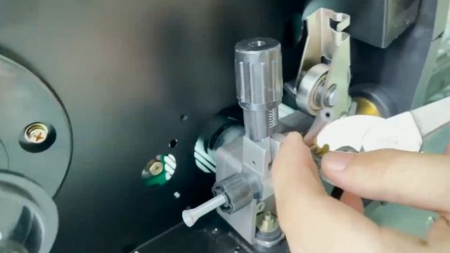HZXVOGEN 4 in 1 250A HZXVOGEN MIG250DP MIG Welder смотреть онлайн