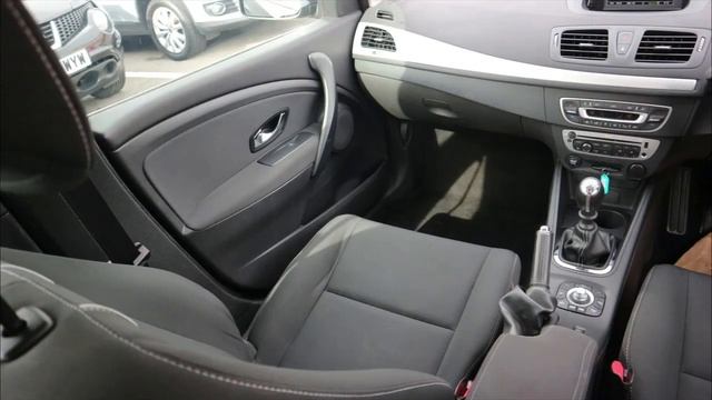 NV14WZA RENAULT MEGANE 1 5 DYNAMIQUE TOMTOM ENERGY DCI SS 5d 110 BHP смотреть онлайн
