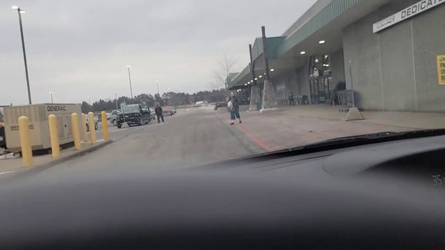 ГДЕ РАБОТАЕТ НАШ ДАВИД/ГОТОВИМ РЕКСА К ВРАЧУ смотреть онлайн