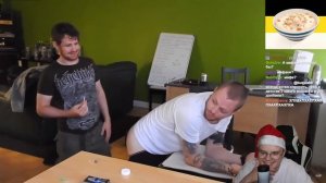 Каша реагирует на "Что будет, если выпить слабительное и заклеить задницу клеем"