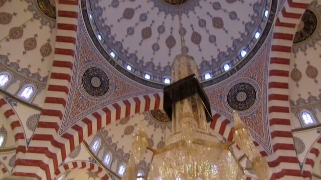 Мечеть "Сердце Чечни" имени Ахмата Кадырова (Грозный) смотреть онлайн