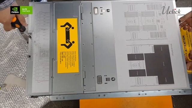 NVIDIA의 최신 서버 ! DGX A100 실장 영상 / NVIDIA DGX A100 Implementation смотреть онлайн