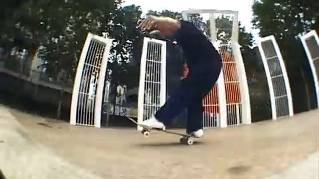 Primitive Skate x Independent смотреть онлайн