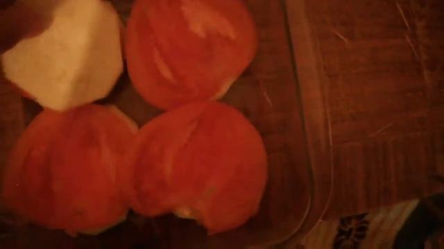 Кабачки, запечённые с сыром и помидорами смотреть онлайн