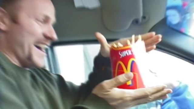 What Happens To Your Body When You Eat McDonald's Every Day смотреть онлайн