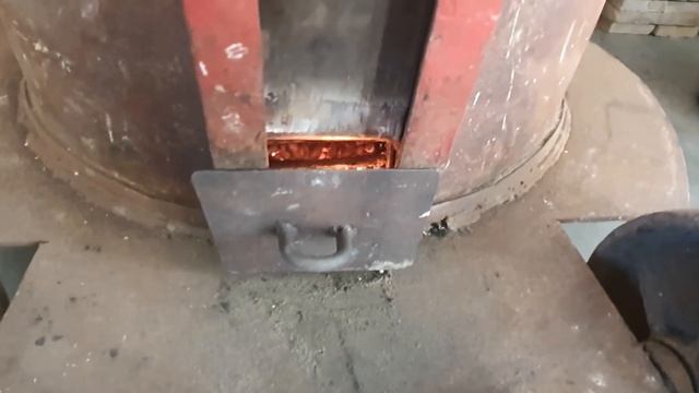 Chauffer sa maison avec un poêle Dragon aux pellets, par convection, rendement énorme. Rocket stove смотреть онлайн