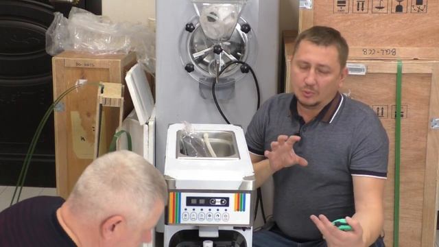 Фризер BQ 300TS . Распаковка худого силача. смотреть онлайн