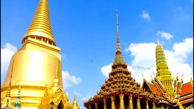 САМЫЕ КРАСИВЫЕ ДВОРЦЫ МИРА смотреть онлайн