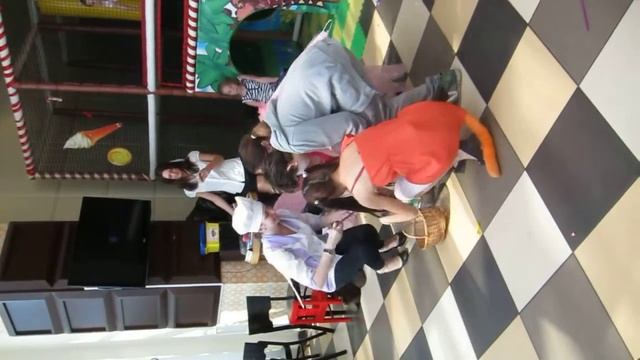 "Три поросёнка" в "Шоколаднице" смотреть онлайн