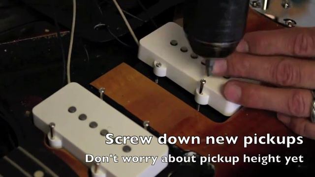 Installing Replacement Jazzmaster Pickups смотреть онлайн