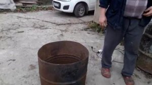 Делаем коптильню горячего копчения из бочки за 30 минут!