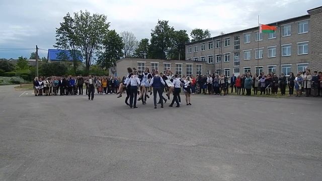 Вальс выпускников, СШ № 2 г. Глубокое, 2020. смотреть онлайн