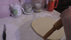 Хворост на простокваше. Пышный и мягкий хворост на простокваше.