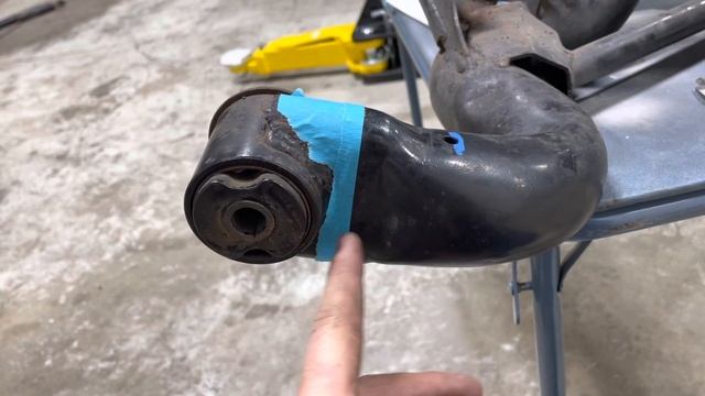 1987 Thunderbird Turbo Coupe IRS installation Part 1 смотреть онлайн