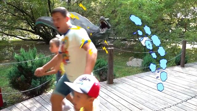 Sofia has fun in Dinosaur Park with her family смотреть онлайн