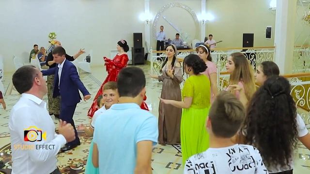 Танец Очаровательной Невесты Севиль с гостями. Kina Gecesi 2019 смотреть онлайн