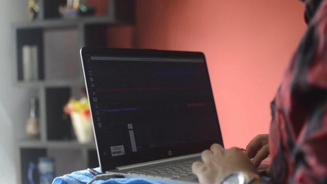 How I DJ Groovy Electro Dance Tunes смотреть онлайн