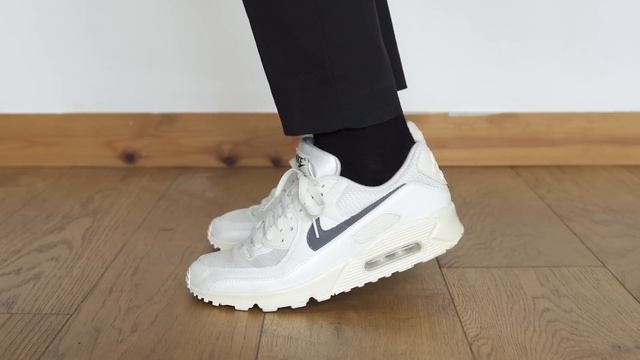 My Entire Simple Shoe Collection 2022 смотреть онлайн