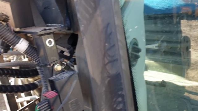 регулировка клапанів на New Holland t6050 смотреть онлайн