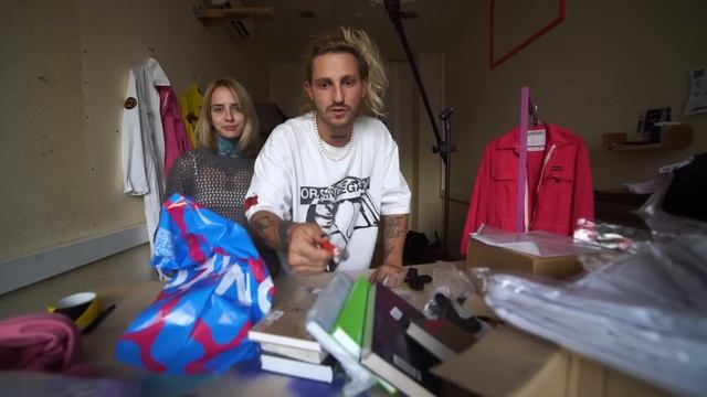 ЗАЧЕМ Я КРАШУ НОГТИ смотреть онлайн