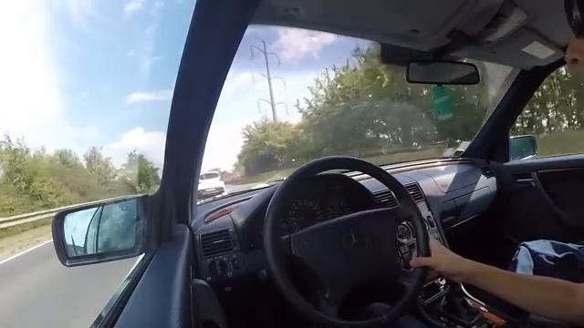 Mercedes Benz C220D W202 1997 Relaxing City Driving смотреть онлайн