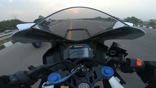 MT15 V2 vs R15M Performance Test смотреть онлайн