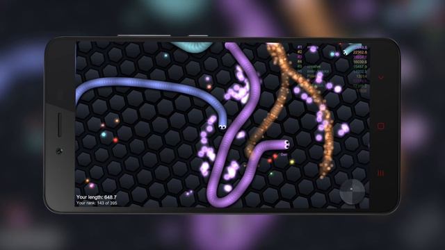 Slither.io — чем-то даже лучше, чем agar.io смотреть онлайн