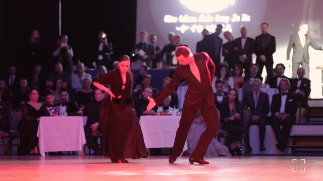 Dorin Frecautanu - Marina Sergeeva | Disney 2018 - Professional Latin American Showdance - Paso смотреть онлайн