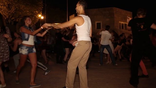 Хастл - это настоящая история в танце.