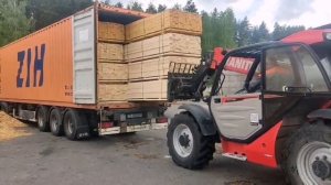 ПОГРУЗКА ПИЛОМАТЕРИАЛА. Погрузка ПИЛОМАТЕРИАЛА в ЖД КОНТЕЙНЕР не снимая с АВТОТРАНСПОРТА.
