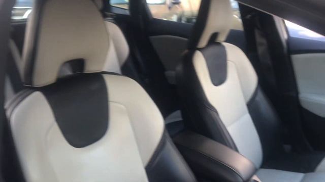 2017 CrossCountry Auto V40 1.5 Petrol смотреть онлайн