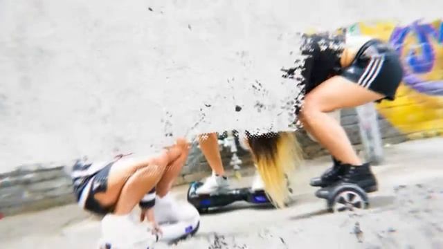 Гироскутеры, электросамокаты, мини-сигвеи. Сезон низких цен смотреть онлайн