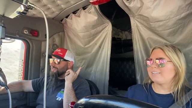 "Case of the Mondays" | Real Life Trucking - Episode #31 смотреть онлайн