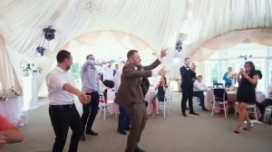 Невеста читает реп жениху