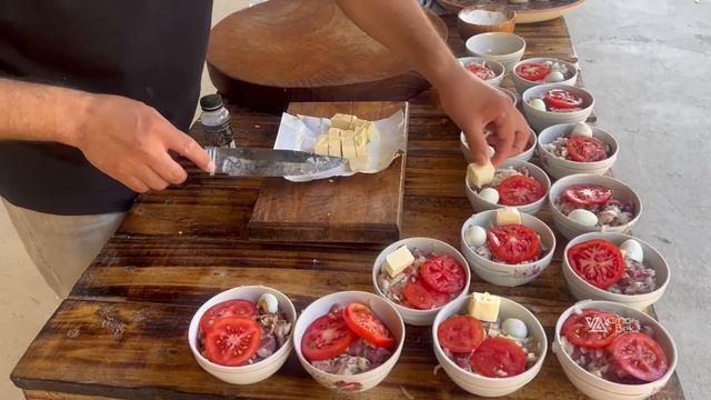 Meat inside the dough is a popular Uzbek street food | somsa in an unusual way | kosa somsa смотреть онлайн
