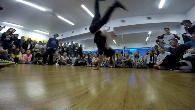 Матвей vs Si-Jay смотреть онлайн