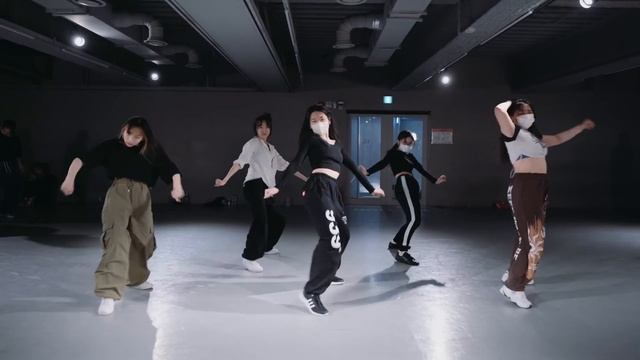 Rihanna - Rude Boy / Jin Lee Choreography смотреть онлайн