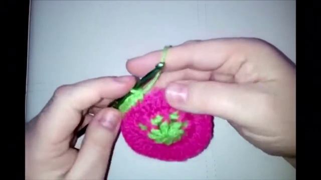 #75-Left Handed-Kiwi Ring-Granny Square 2018 CAL смотреть онлайн
