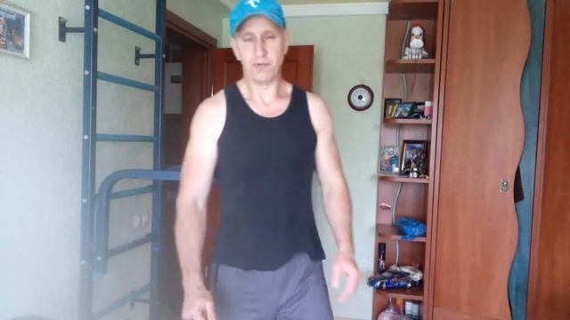 отжимание на брусьях + 28 кг в 50 лет ч-4 подход 3 смотреть онлайн